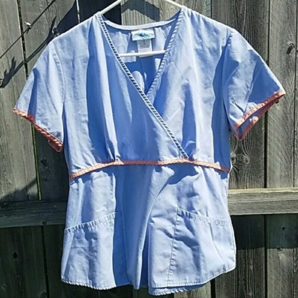 Scrub Top in Periwinkle with Peach Colors